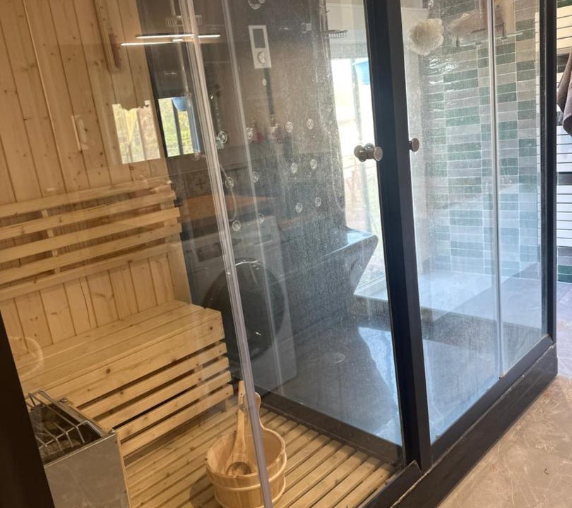 Photo of Others in Saint-Pierre-de-Cormeilles