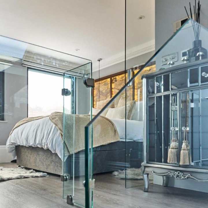 Photo of Others in Knight's Hill