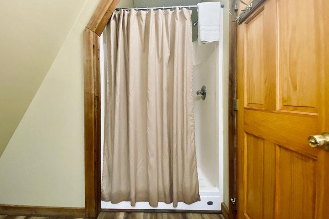 Photo of Bathroom in Logan