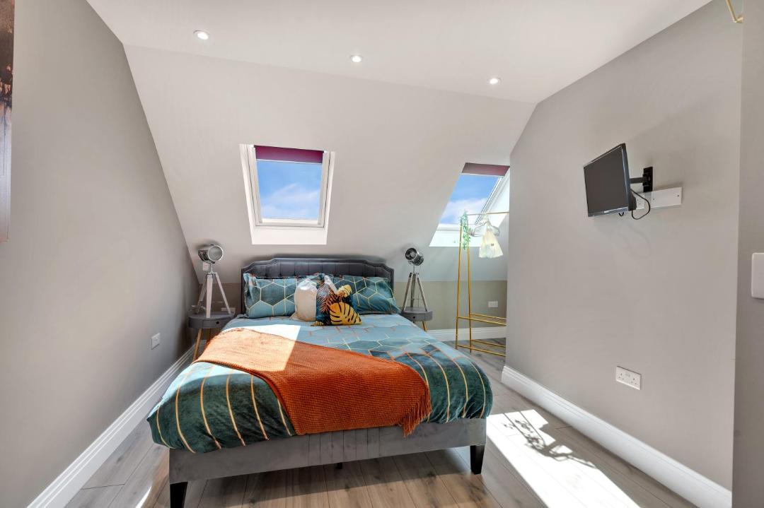 Photo of Bedroom in Heathrow Villages