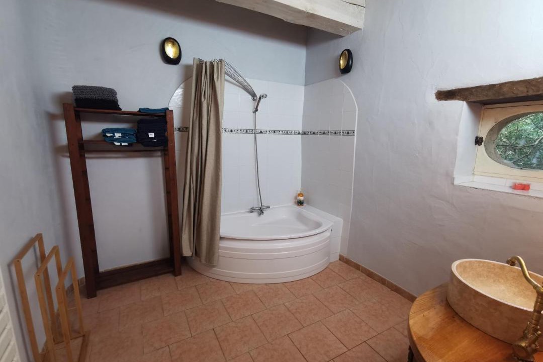 Photo of Bathroom in Fleurance
