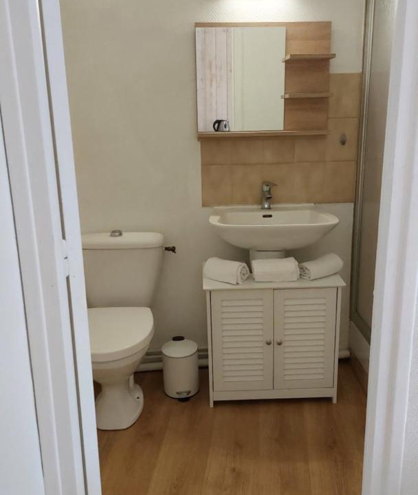 Photo of Bathroom in Dinan