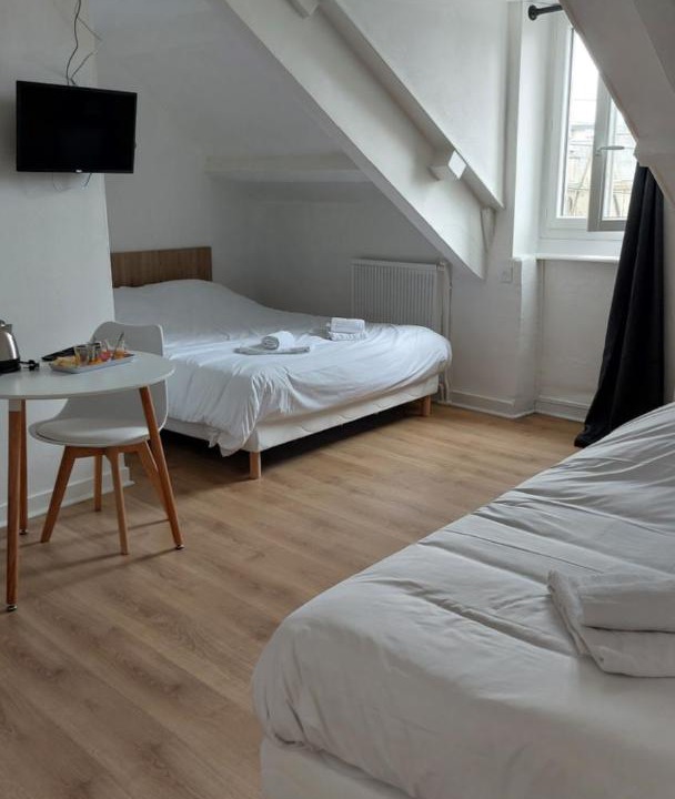 Photo of Others in Dinan