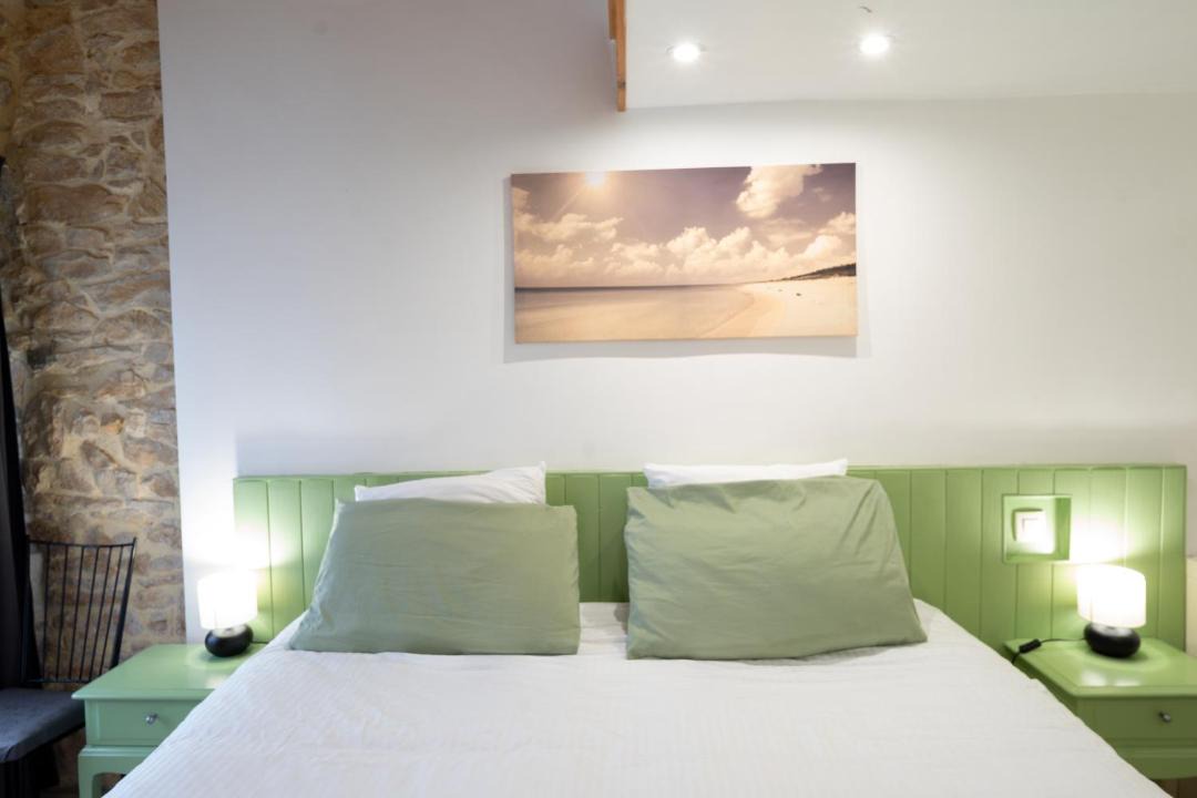 Photo of Others in Cezais