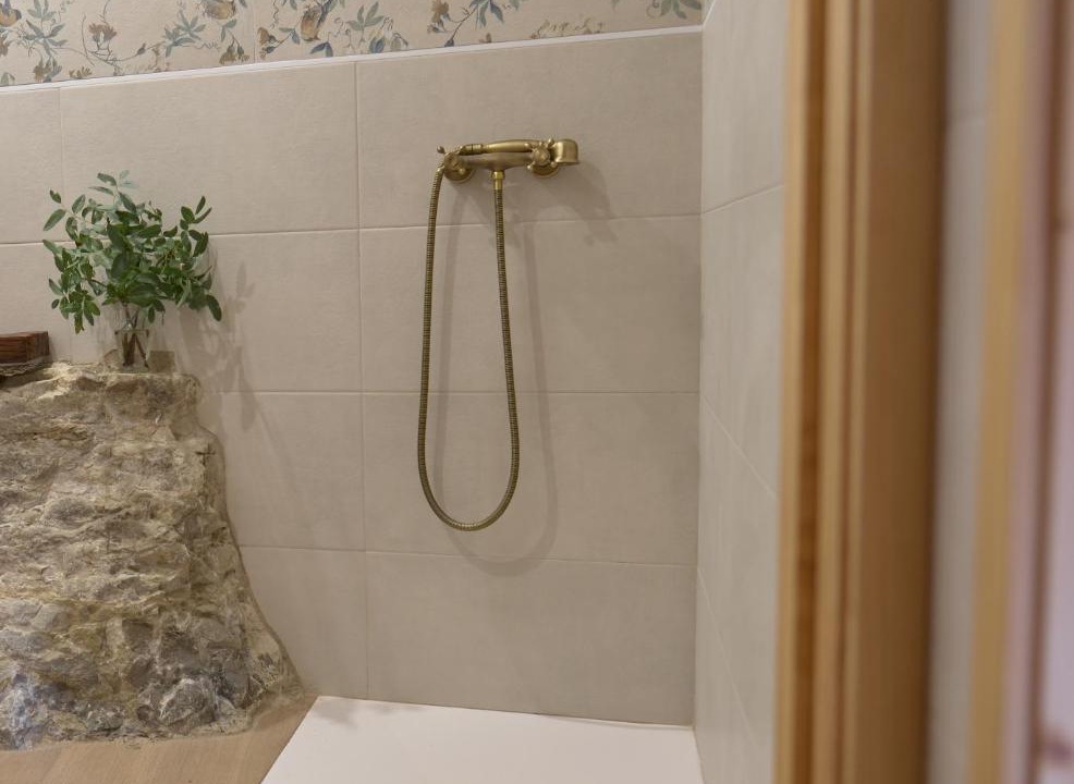 Photo of Bathroom in Llimiana
