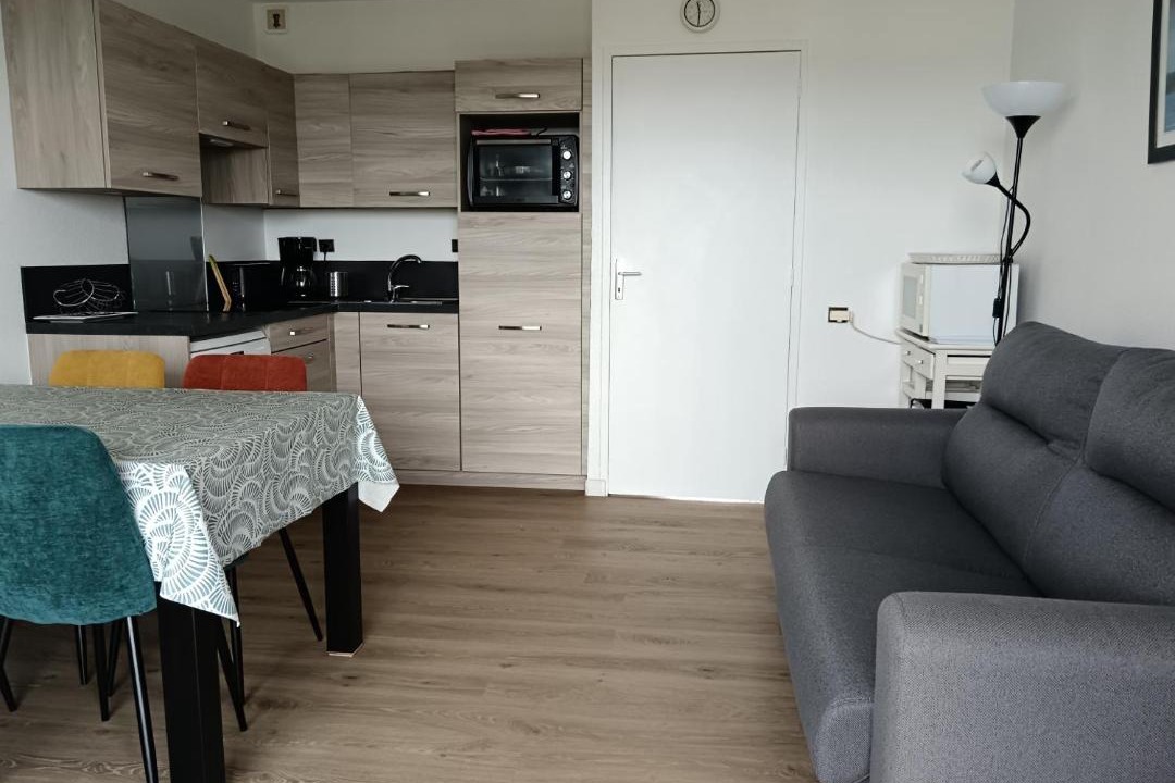 Photo of Others in Etel