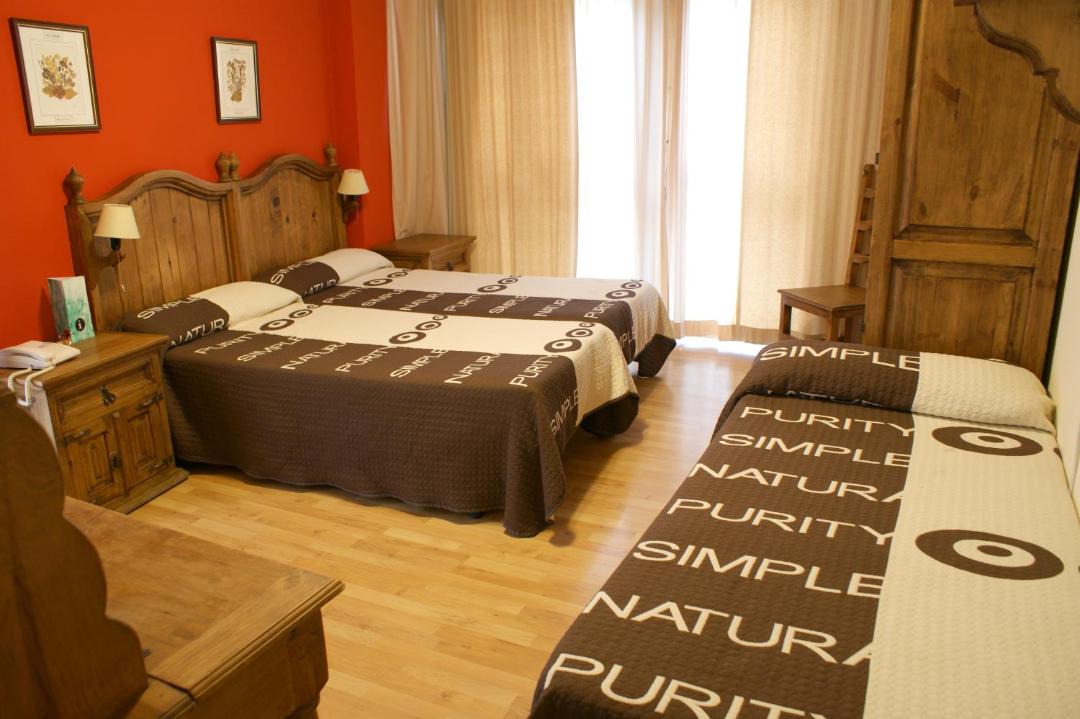 Photo of Bedroom in Broto