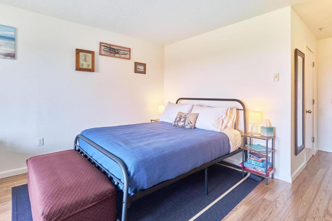 Photo of Bedroom in Long Beach