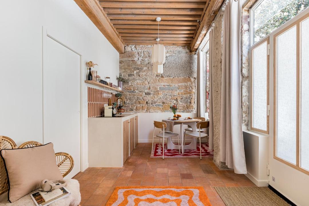 Photo of Others in Old Lyon