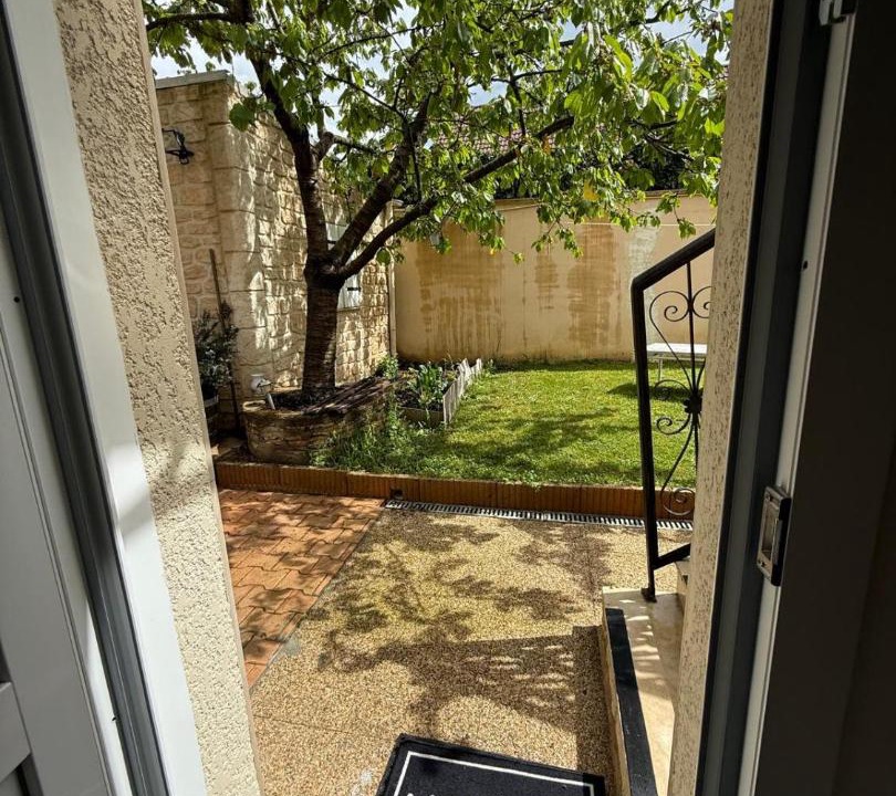Photo of Patio Balcony in Beaune