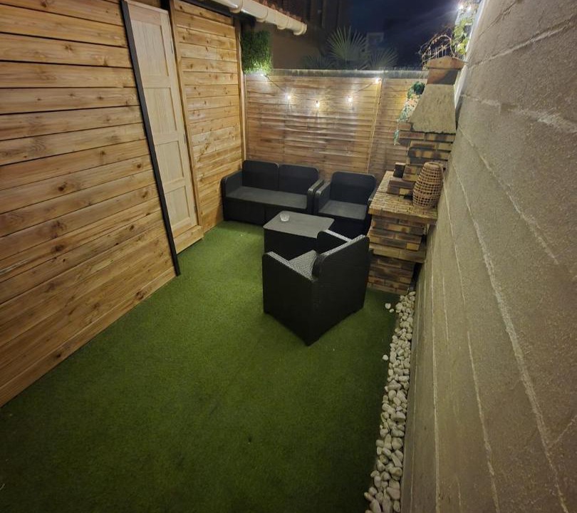 Photo of Patio Balcony in Neuilly-en-Thelle