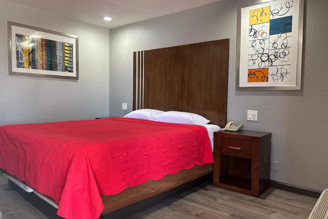 Photo of Bedroom in Castro Valley