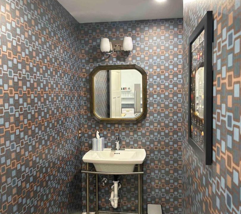Photo of Bathroom in Dixon Park