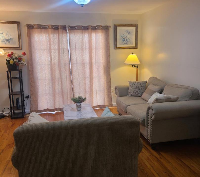 Photo of Livingroom in Ampere