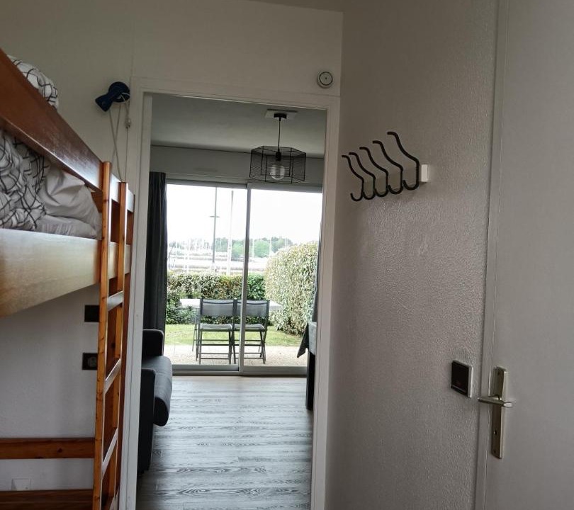 Photo of Others in Etel