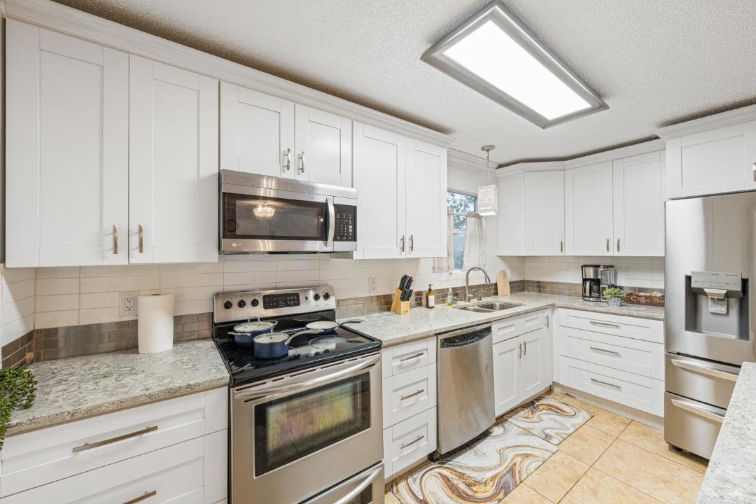 Photo of Kitchen in Woodstone
