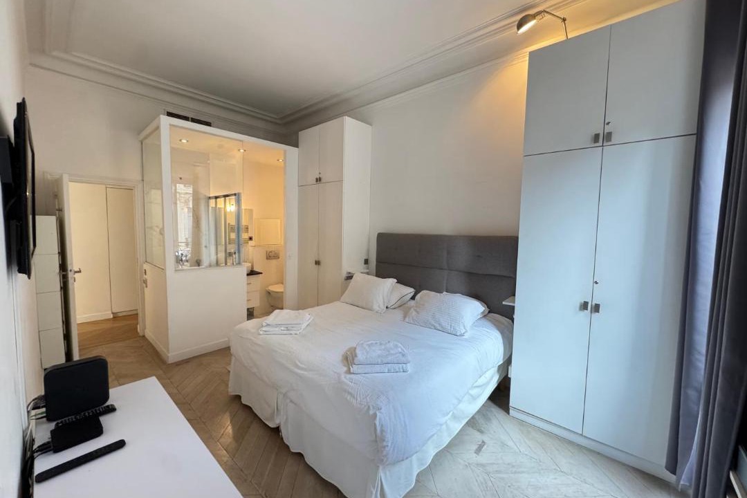 Photo of Bedroom in Porte-Dauphine