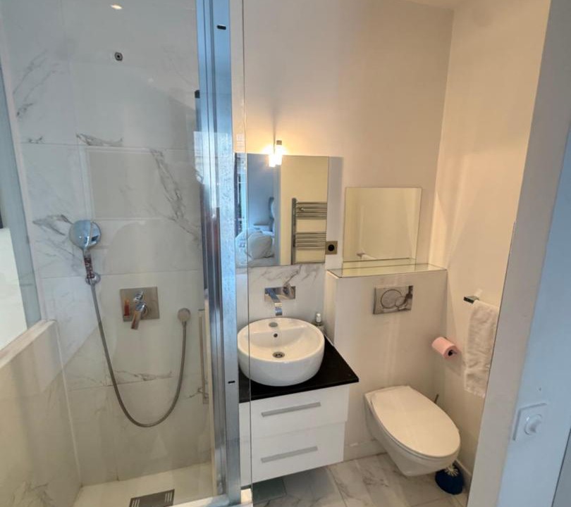 Photo of Bathroom in Porte-Dauphine