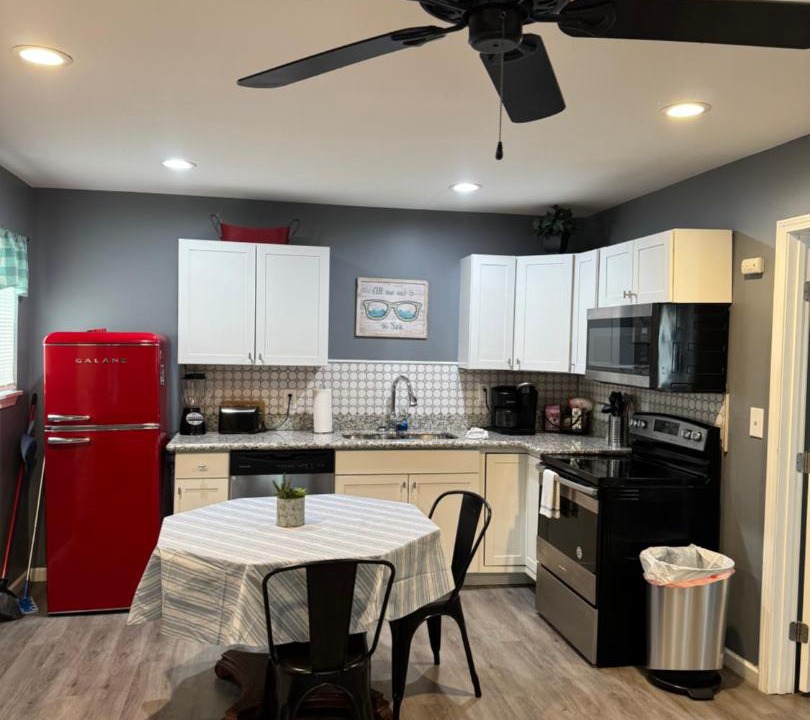Photo of Kitchen in Navy Point