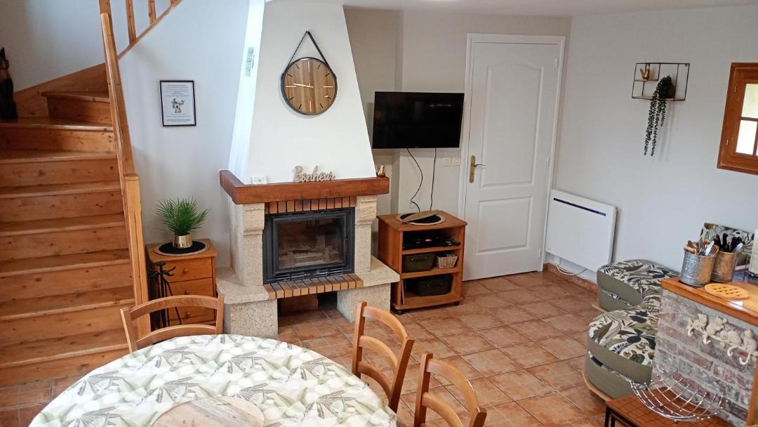 Photo of Others in Cresseveuille