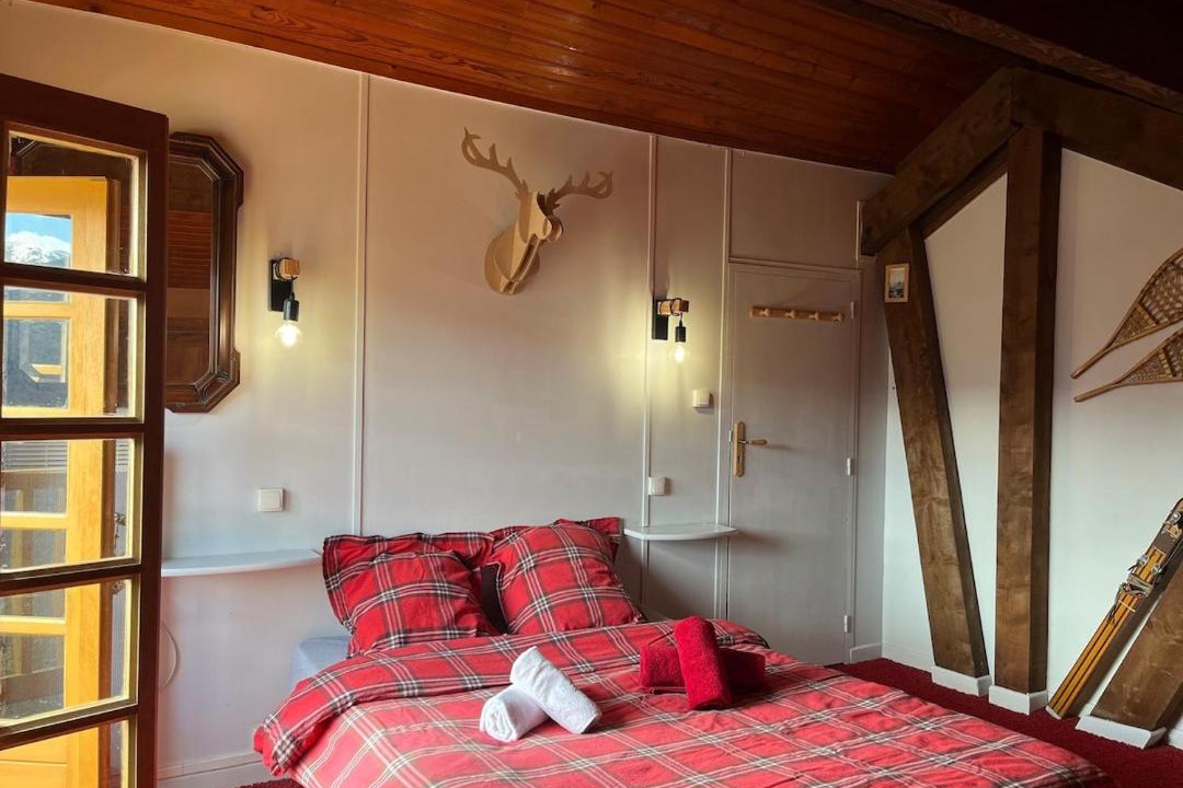 Photo of Bedroom in Savignac-les-Ormeaux