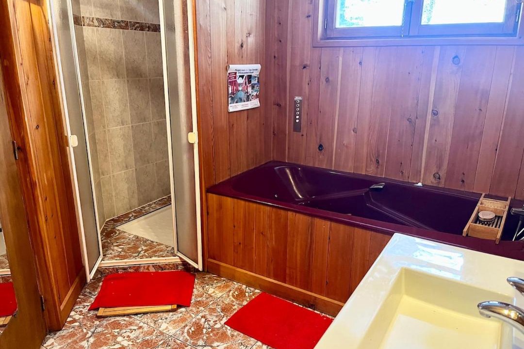 Photo of Bathroom in Savignac-les-Ormeaux