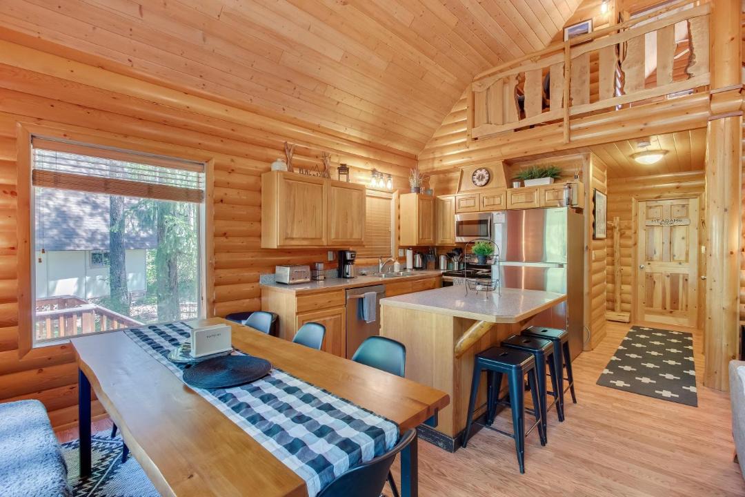 Photo of Others in Packwood