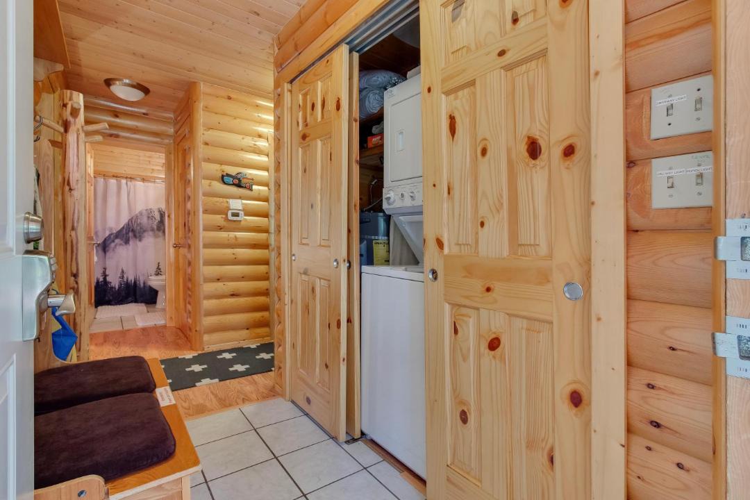 Photo of Others in Packwood