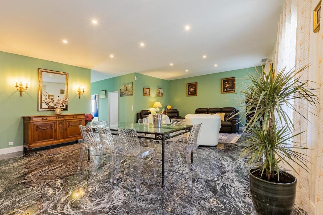 Photo of Others in Frontignan