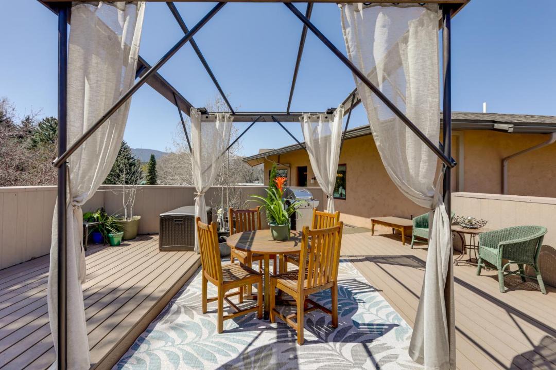 Photo of Patio Balcony in Carbondale
