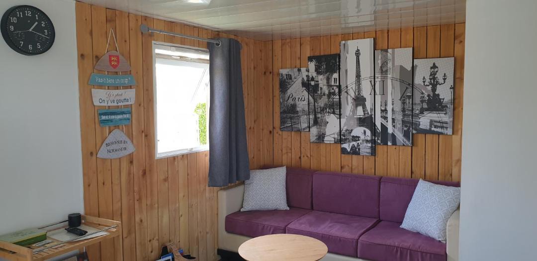 Photo of Others in La Haye-Malherbe