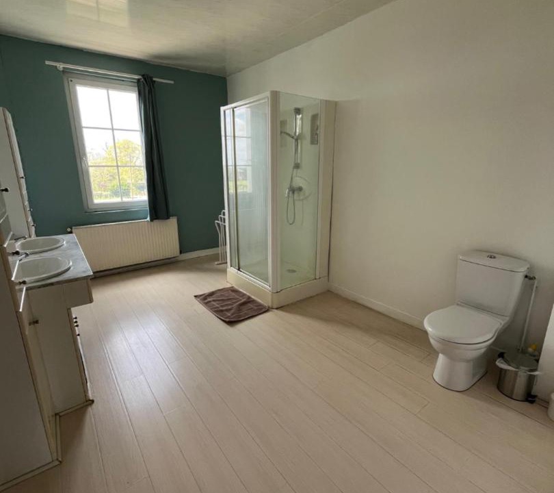 Photo of Bathroom in Angerville-l'Orcher