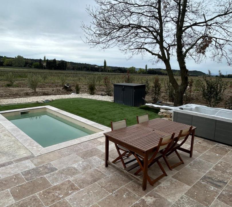 Photo of Others in Rousset-les-Vignes