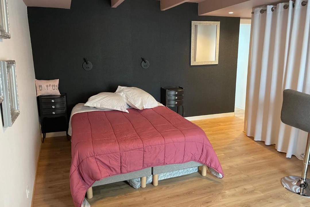 Photo of Bedroom in Saint-Thurien