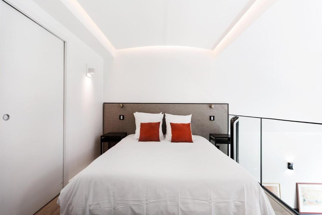 Photo of Bedroom in 15th Arrondissement