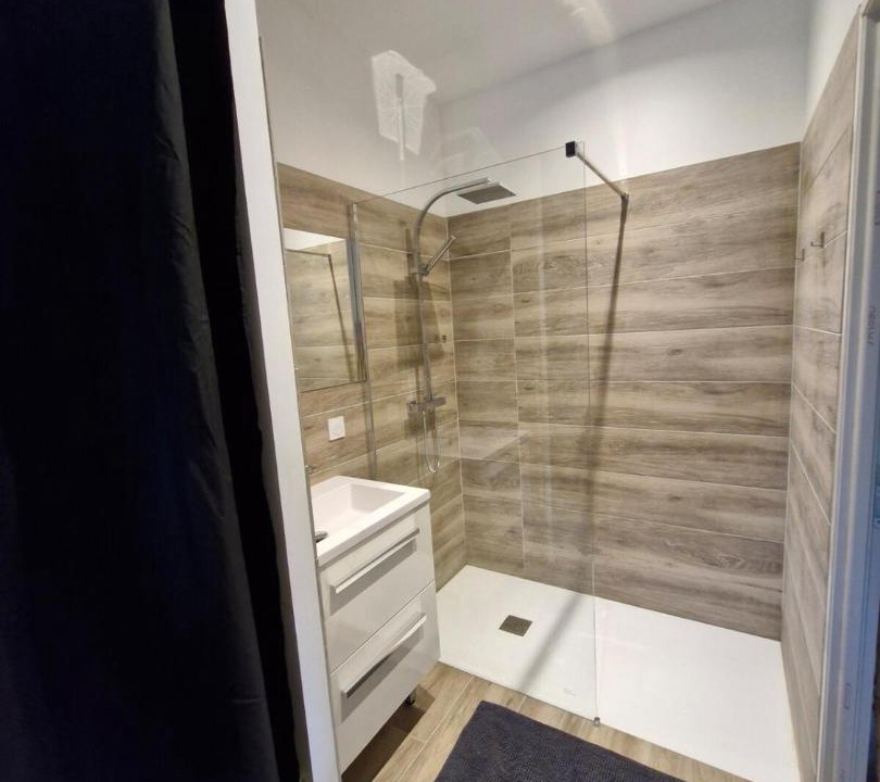 Photo of Bathroom in Saint-Etienne-du-Gres