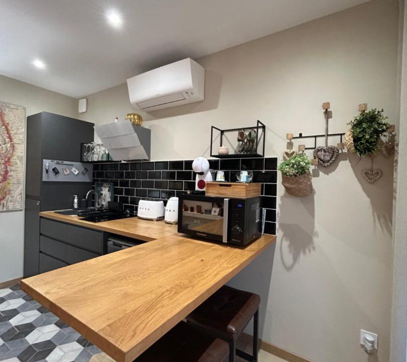 Photo of Kitchen in Comblanchien