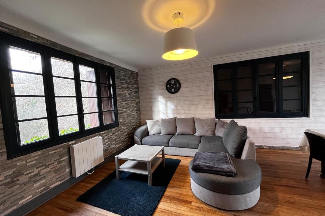 Photo of Livingroom in Lalandusse