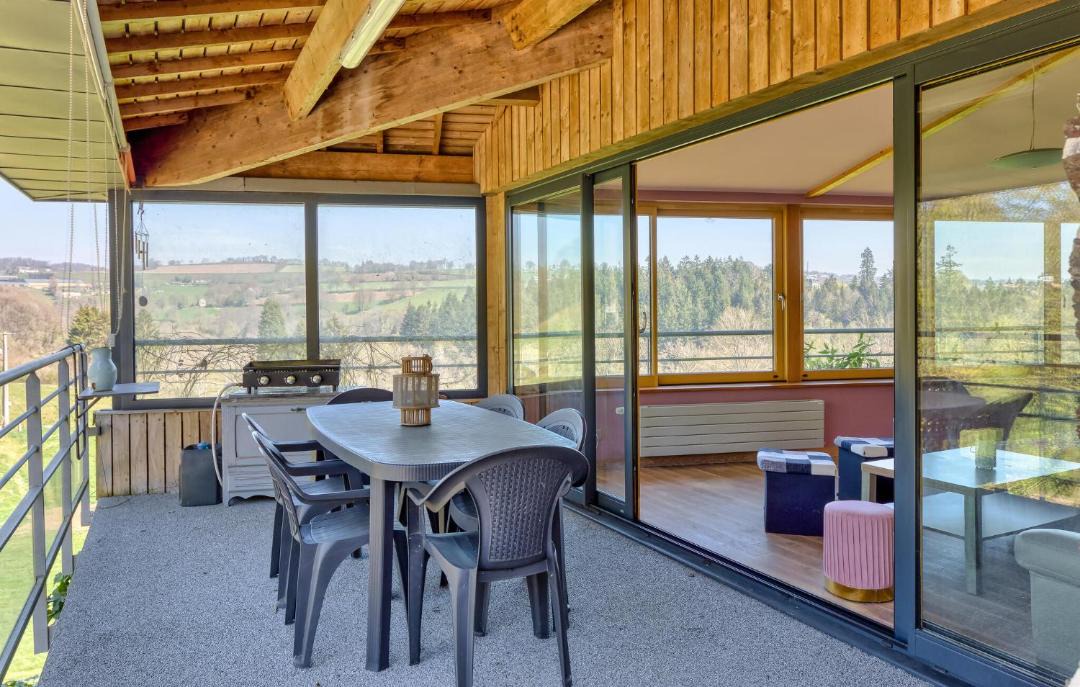 Photo of Patio Balcony in Brouains