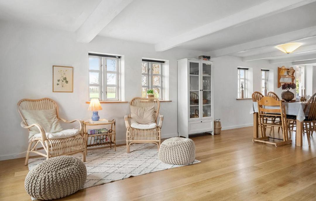 Photo of Others in Voersaa