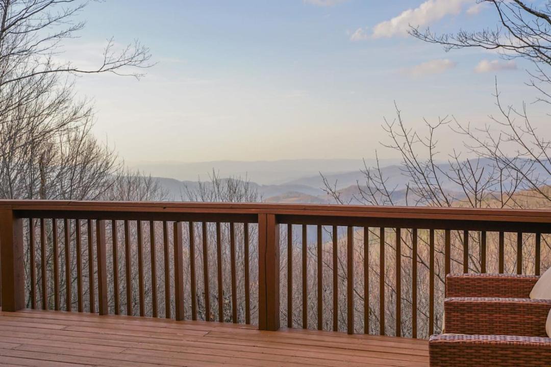 Photo of Patio Balcony in Beech Mountain