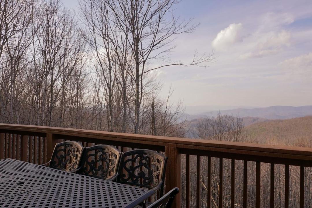 Photo of Patio Balcony in Beech Mountain