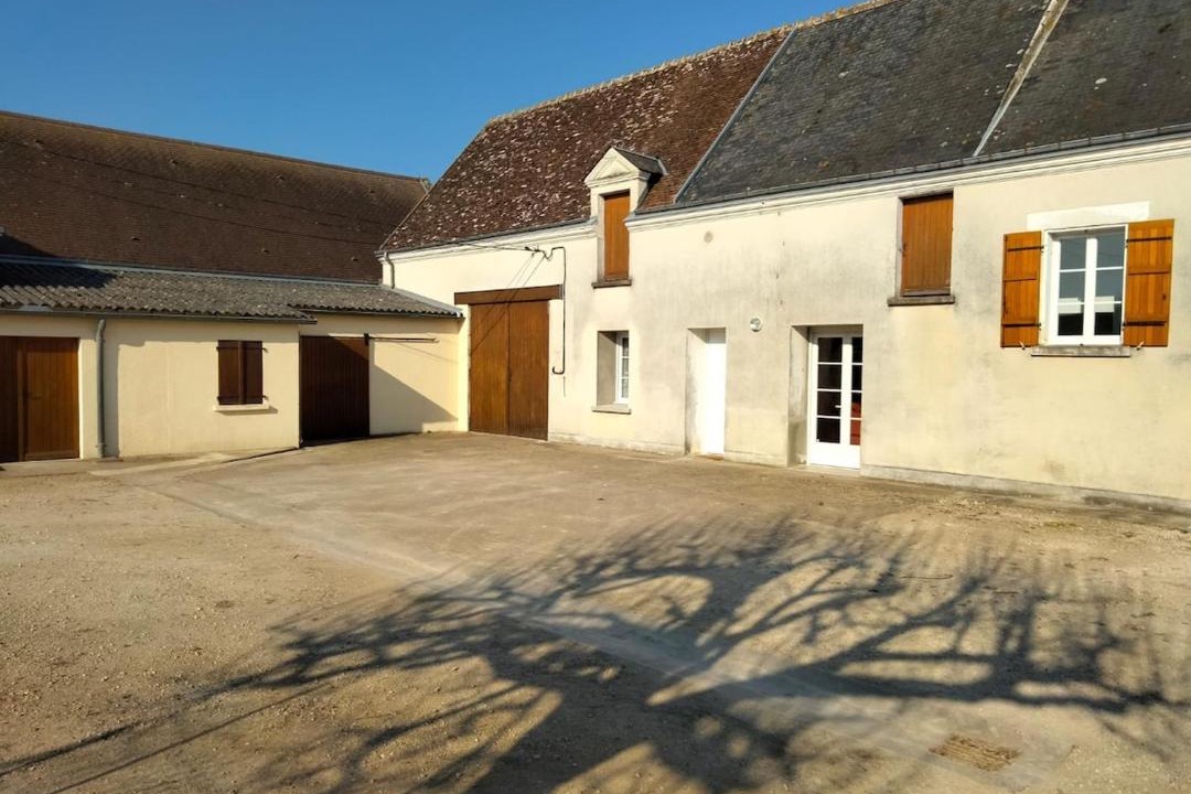 Photo of Others in Saint-Georges-sur-Cher