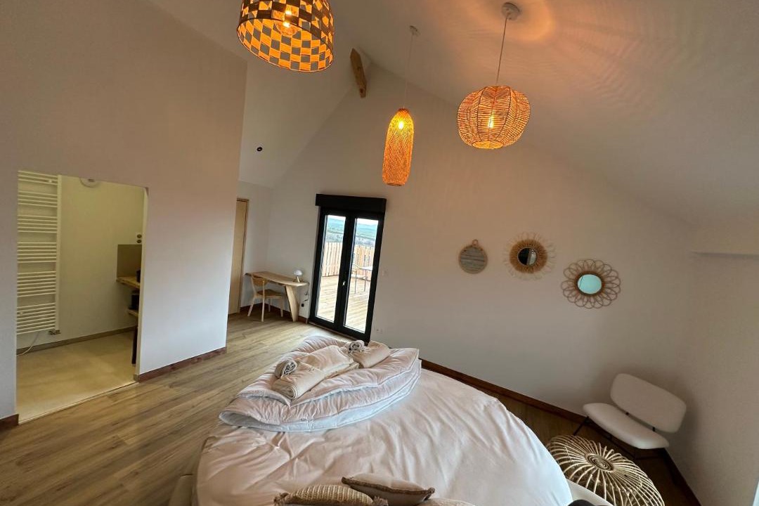 Photo of Others in Saint-Victor-la-Riviere