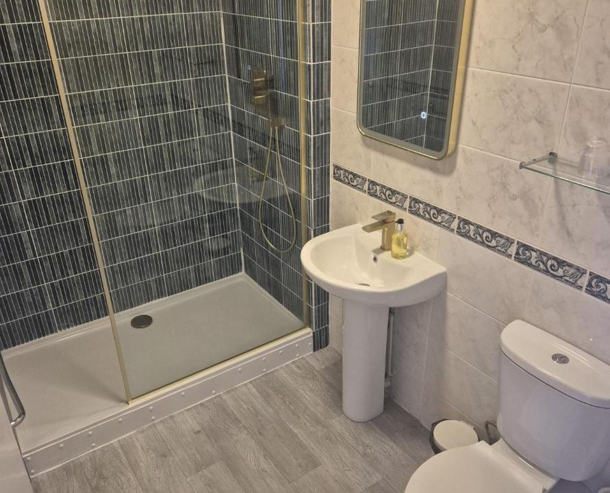 Photo of Bathroom in Hindhead