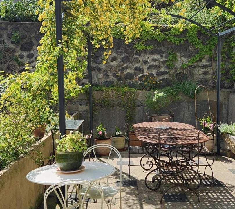 Photo of Patio Balcony in Alba-la-Romaine