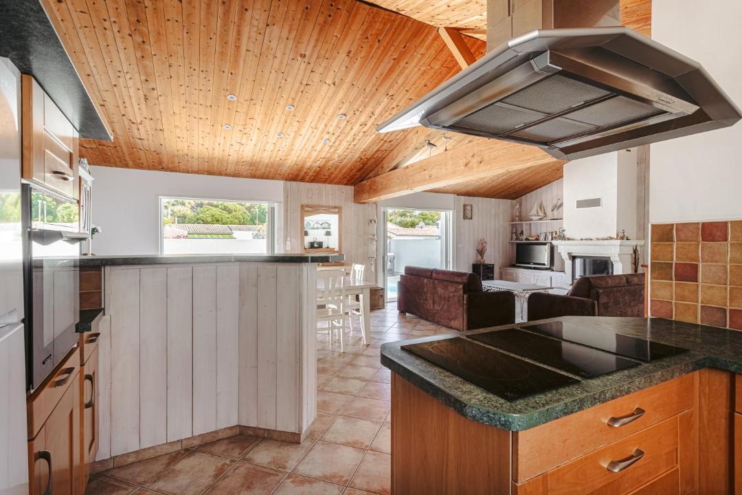 Photo of Kitchen in Le Bois-Plage-en-Re