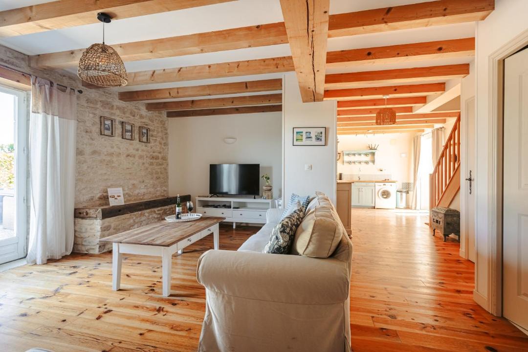 Photo of Others in Vergne