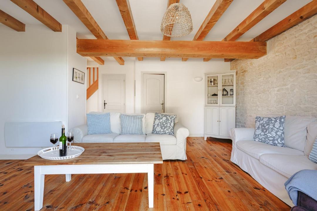 Photo of Others in Vergne