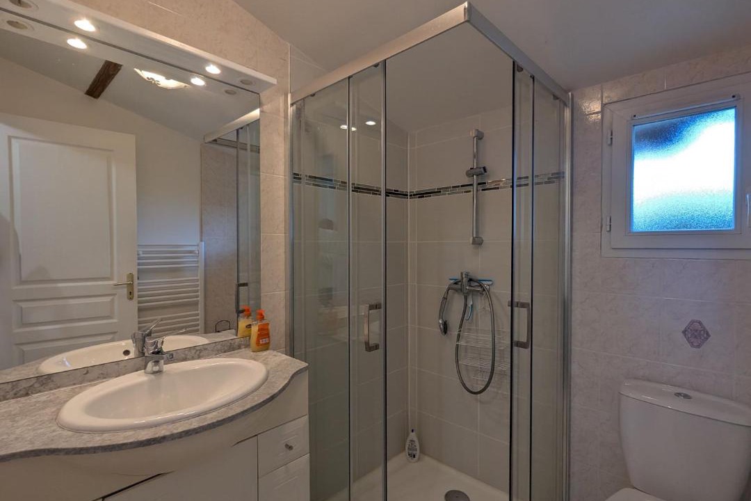 Photo of Bathroom in Chatillon-sur-Indre